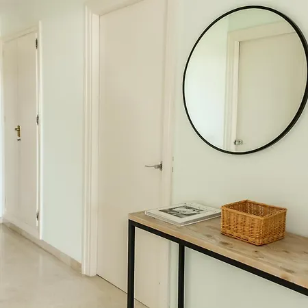 Guadalmina Beach Holidays Apartment, * Marbella