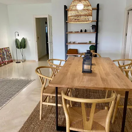 Guadalmina Beach Holidays Apartment, Lägenhet